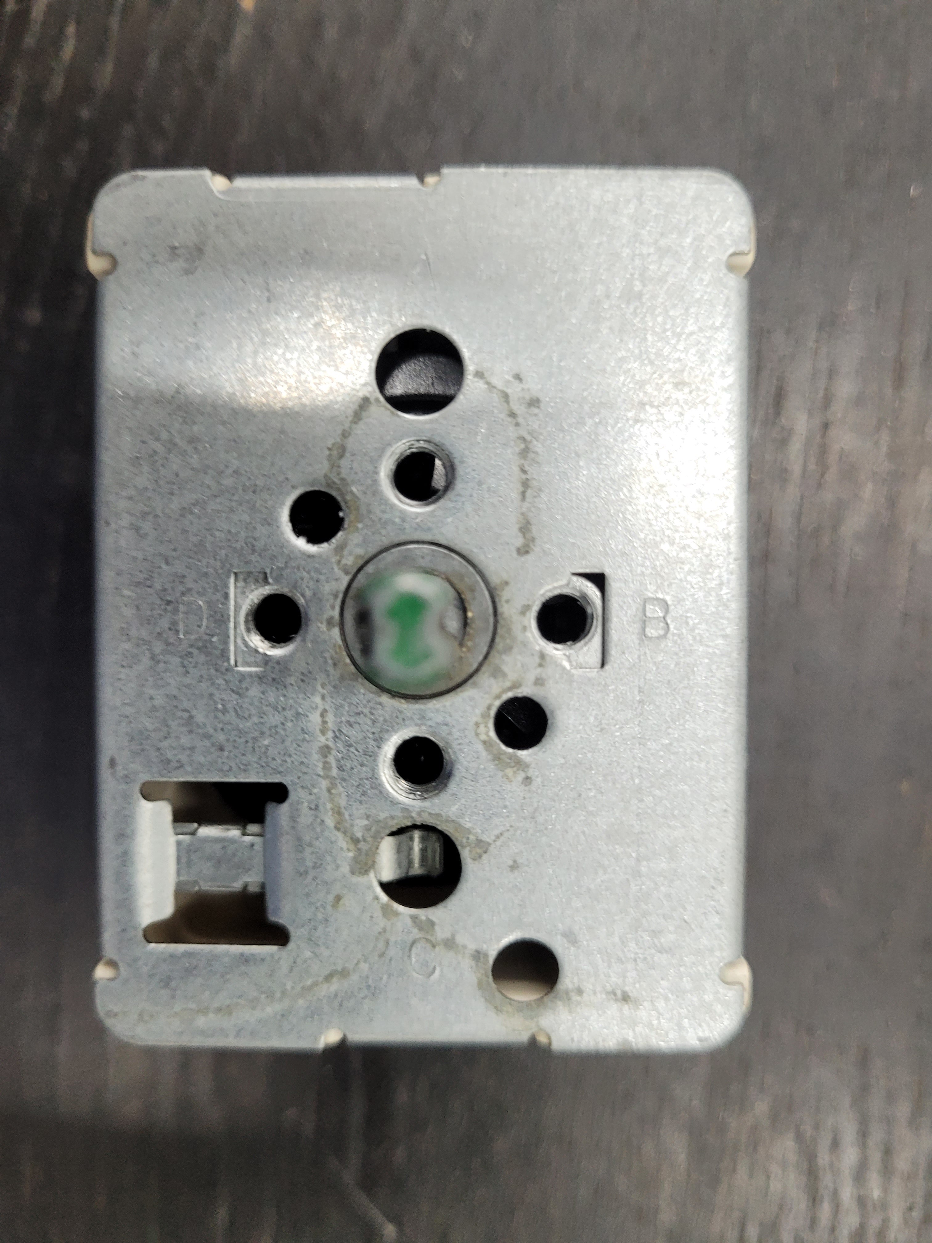 Whirlpool Range Burner Infinite Control Switch 3148953 PS336886 AP3029710 Whirlpool Range Burner Infinite Control Switch 3148953 PS336886 AP3029710